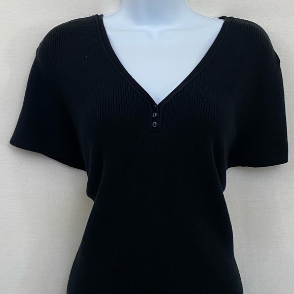 ⭐3/$21 XL Ribbed stretchy sweater [Faded Glory] black short-sleeved V-neck - Picture 3 of 14